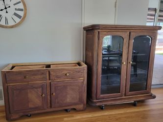 Solid Wood China Cabinet / Vitrine / Bar / Hutch