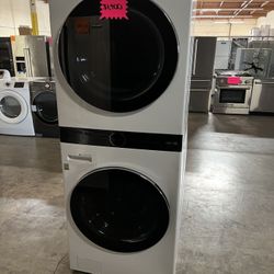 LG white Washtower 77T4U