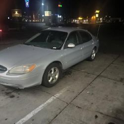 2001 Ford Taurus