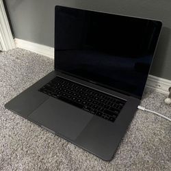 MacBook Pro 15” 2018