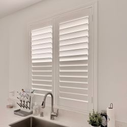 Window Shutters (FREE ESTIMATES & SAME DAY PRICING)- Wood, Plantation, Custom, Interior, Treatments, Coverings. Persianas de Madera. Se Habla Espanol.