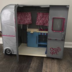 American girl Doll Size Camper 