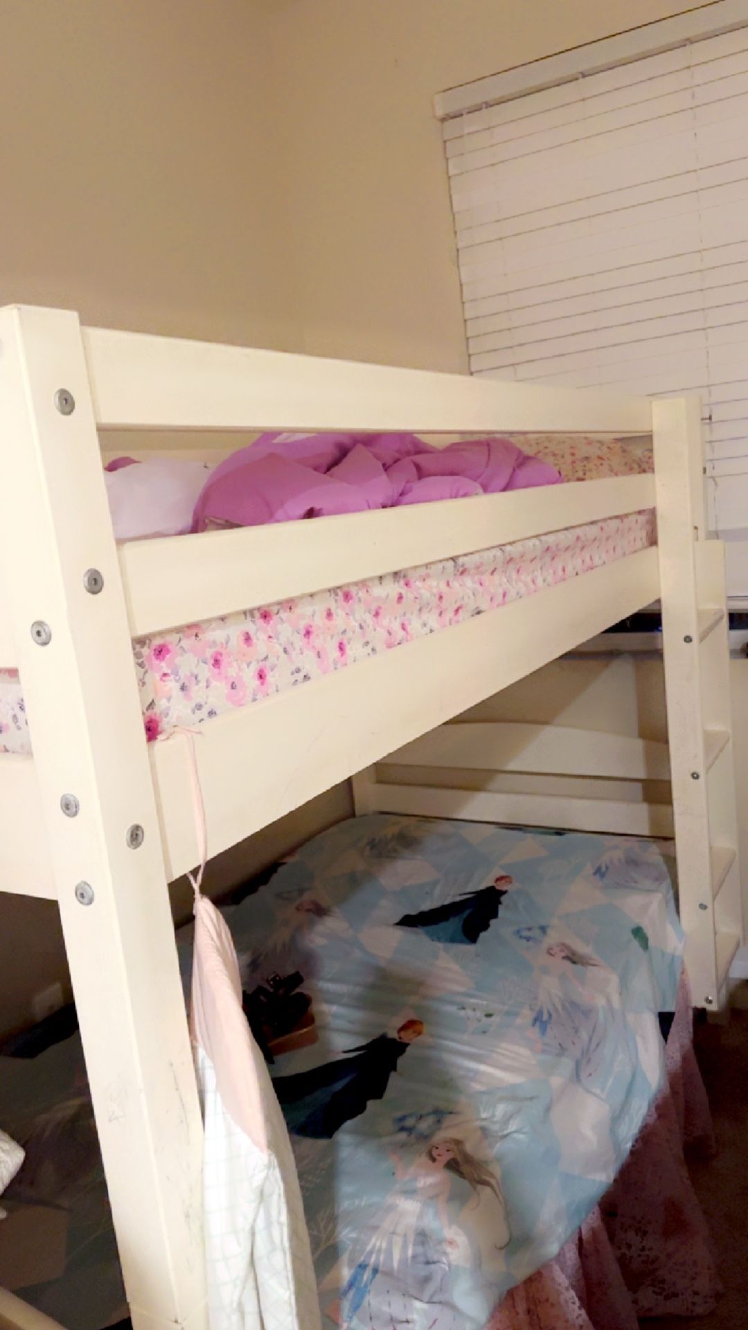 Twin Bunk Bed