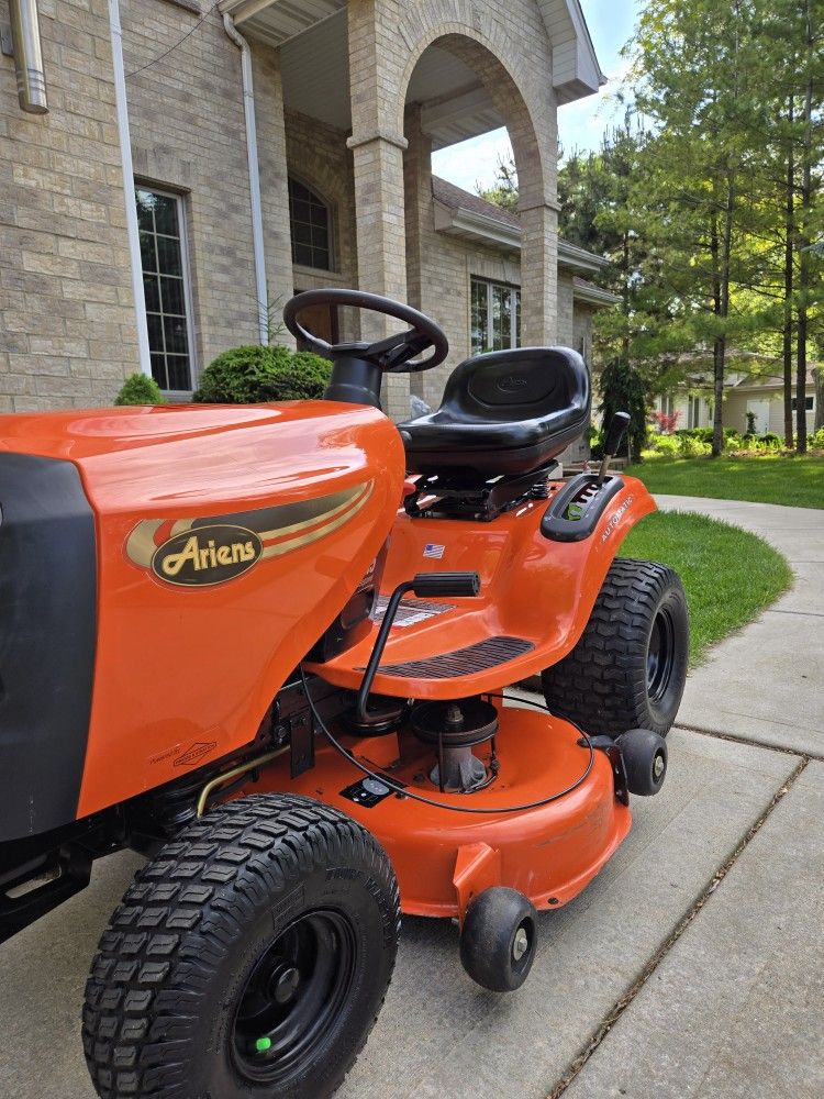 Riding Lawn Mower