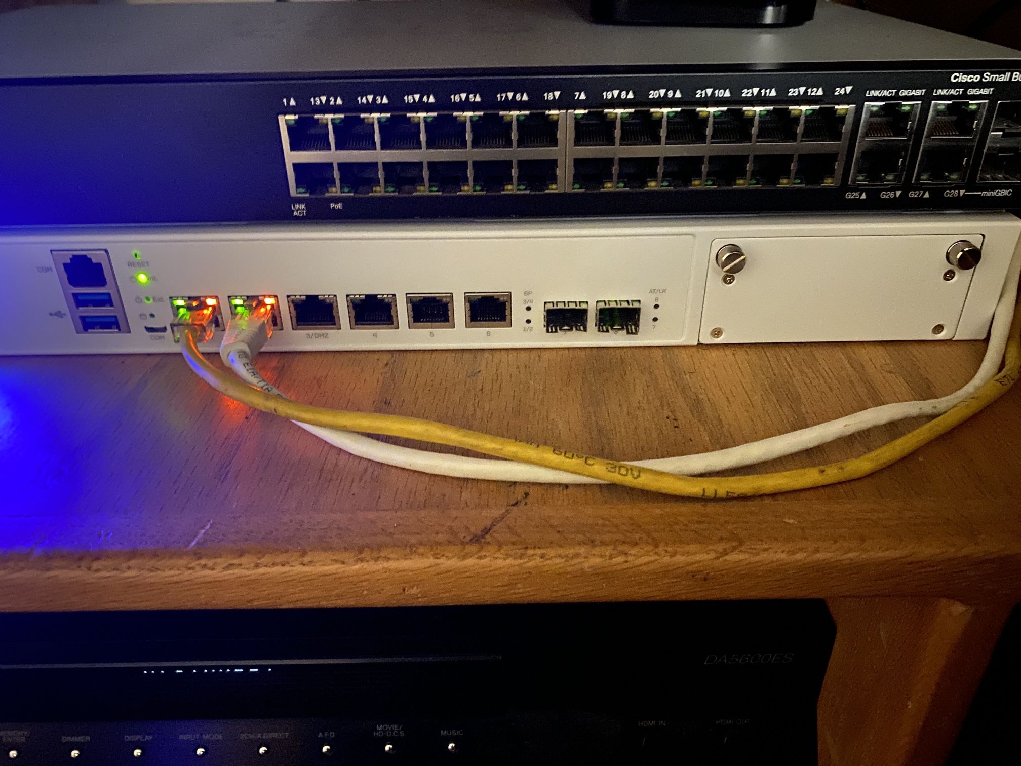 Sophos XG210 Firewall Router