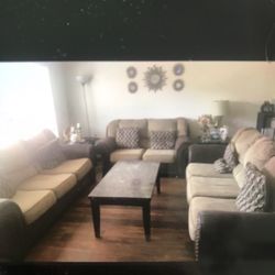 Set Of Sofa In Good Condition 
