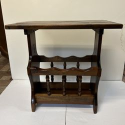 Vtg Magazine Rack / End Table 