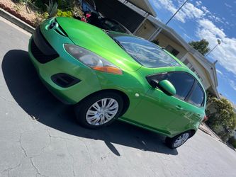 2012 Mazda Mazda2
