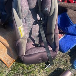 Carseat $15