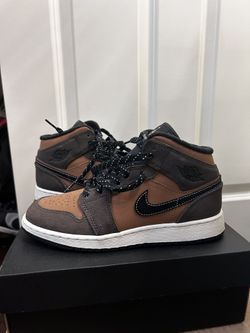 Jordan 1 Mid Dark Chocolate Crimson Bliss