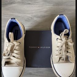 Kids Tommy Hilfifer Size 3 worn Once. Serious Buyers Only
