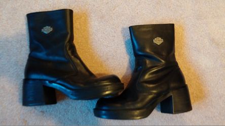 Women's Harley Davidson Motorcycle riding boots, size 6