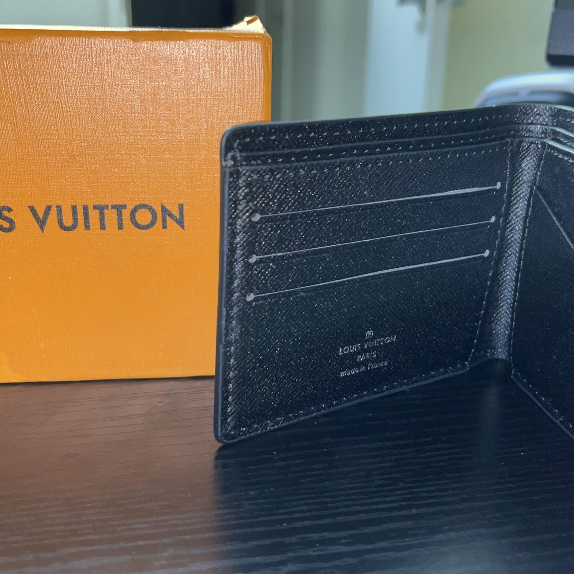 Louis Vuitton wallet M61702 for Sale in Marana, AZ - OfferUp