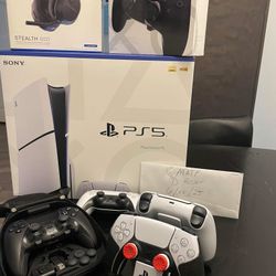 PS5 W/accessories
