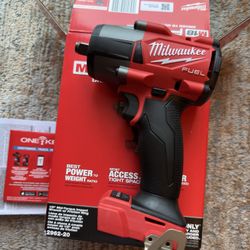 Milwaukee Impact Wrench 