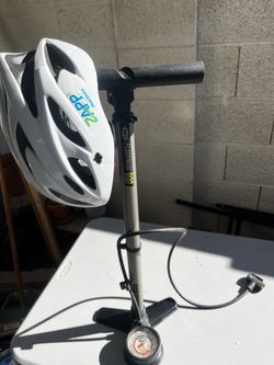 Bike Pump (Bell) And Teen/Adult Helmet