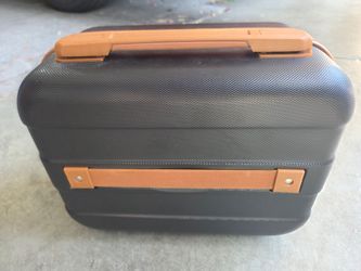 Make up case