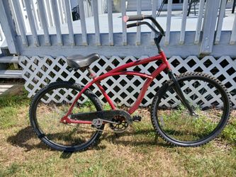 Men's adult 26-inch beach cruiser bike with new chain ready to ride
