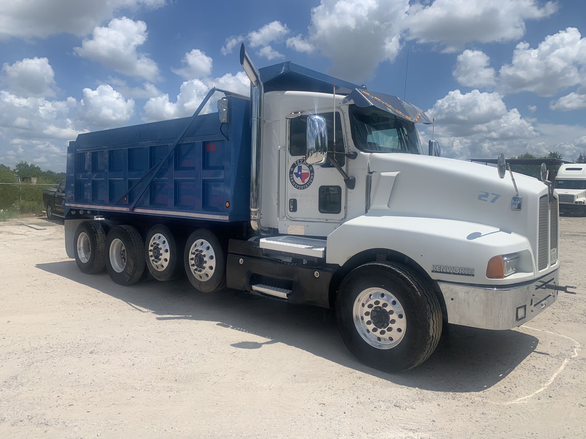 Kenworth T600 Dump Truck