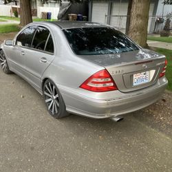 Mercedes Benz C230