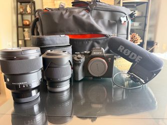 Digital camera  - never used