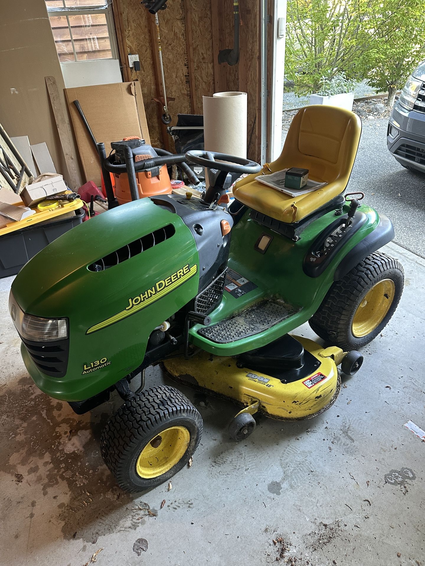 John Deere L130 Riding Mower – Runs Great! (Stanwood, WA)