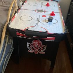 Working Hockey Table $60