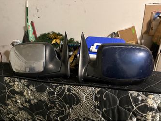 Side mirrors 99-07 Chevy
