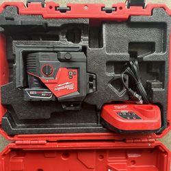 M12 3 Plane Laser Level Milwaukee W/4.0 Battery