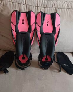 Ocean Reef Duo Pink & Black Travel Ready Fins Set with Socks and Bag L/XL 9-13