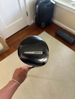 Titleist GT4 driver