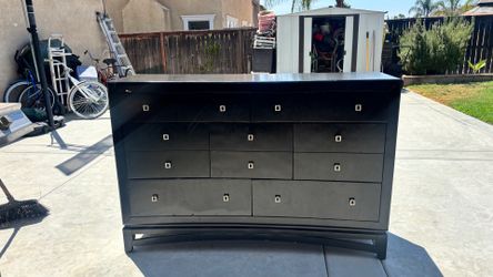 Free Dresser