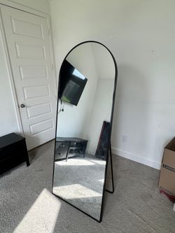71” Arched Full-Length Floor Mirror – Black Metal Frame