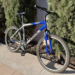 Trek 820 Mountain Bike Single Track Series