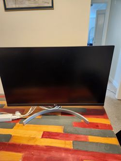 LG monitor 27 inchs