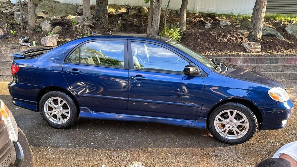 2005 Toyota Corolla