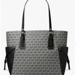 Michael Kors Tote