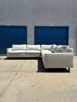 Room & Board Down Feather Sectional Couch 🛻Delivery Available🛻