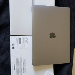 13 Inch Apple MacBook Air 256 GB