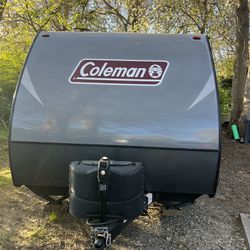 2018 Coleman light lx series 2125 bh