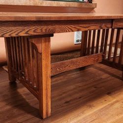 Amish Craftsman Dining Table