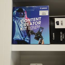 Canon Content Creator Kit With M50 Mark II, Tripod And Mic ☆ Great For Starting a Vlog
