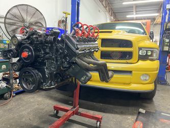 Fully Rebuilt 5.7 Hemi Engine 