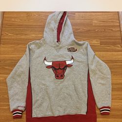 Mitchell & Ness Chicago Bulls Hoodie (Large)
