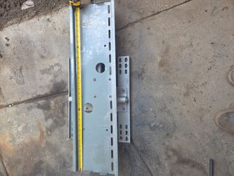 Galvanized Steel Mounting Bracket Rail