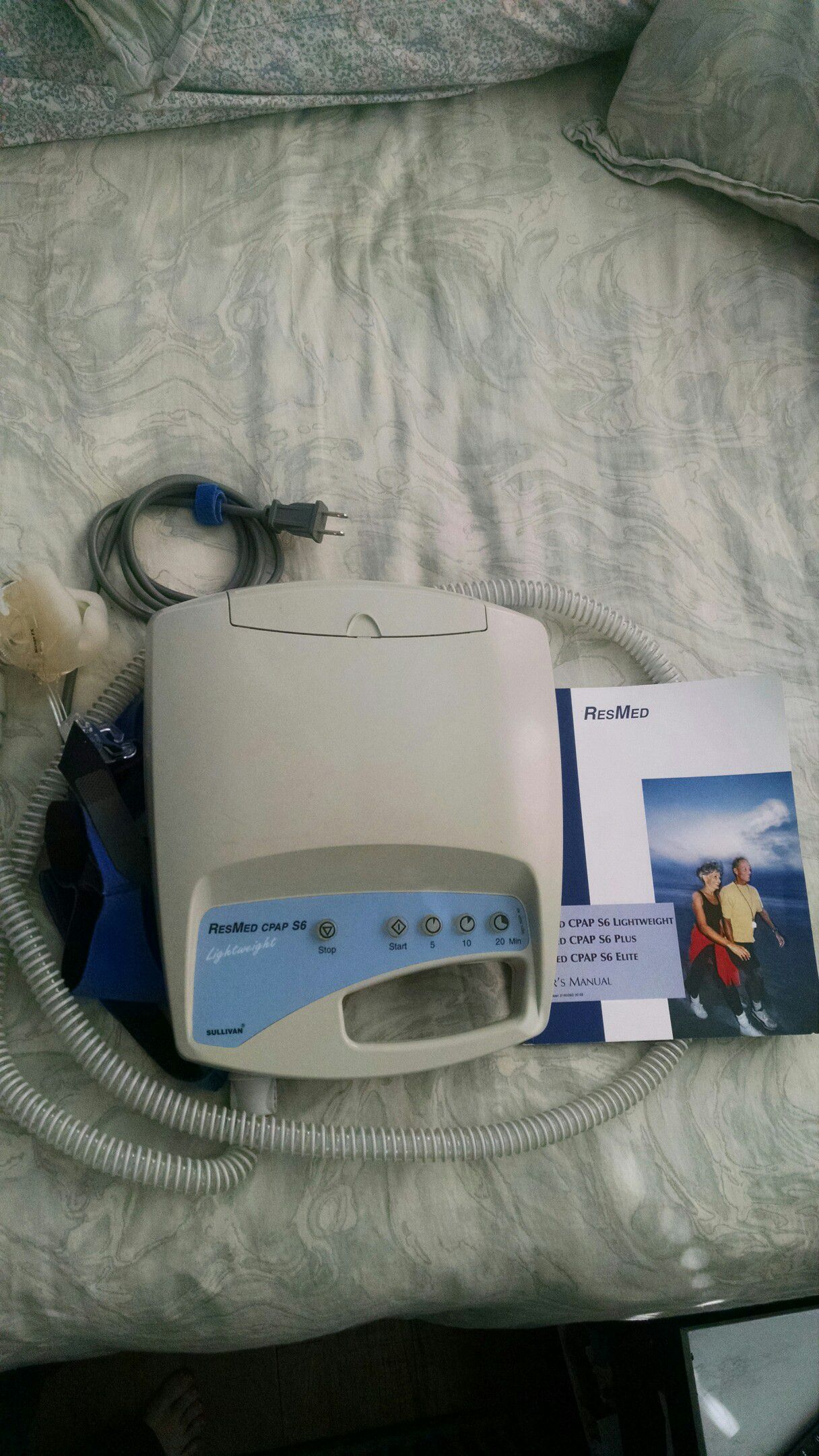 CPAP machine resmed S6 with all accessories