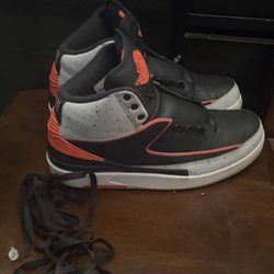 Jordan 2 Retro Infrared “looking For Trade “