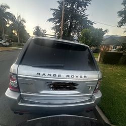 2013 Range Rover Sport (Fully loaded)