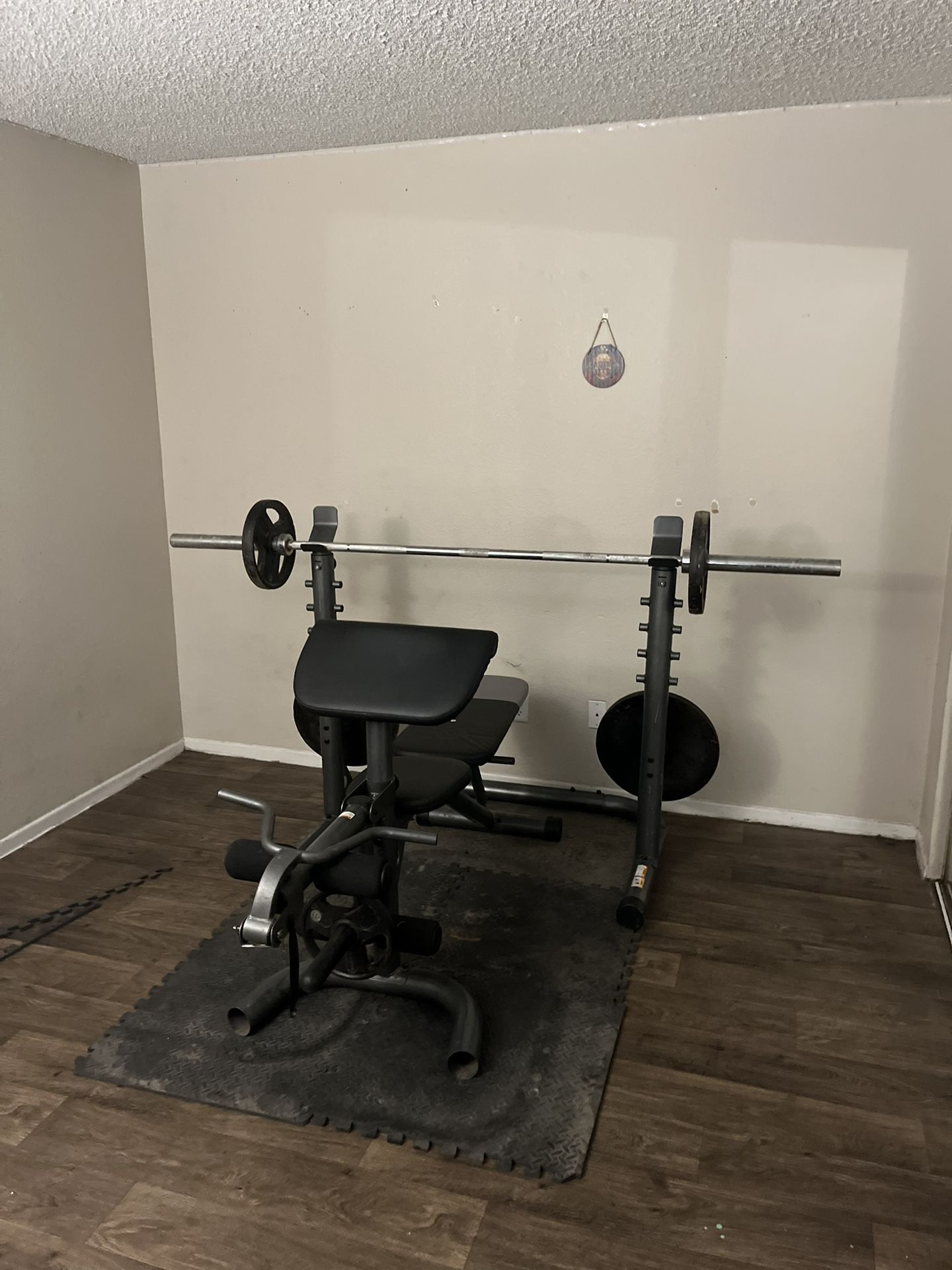 Weight Bench