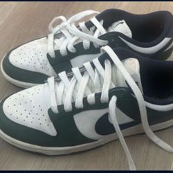 Nike Dunks Size 8 Men
